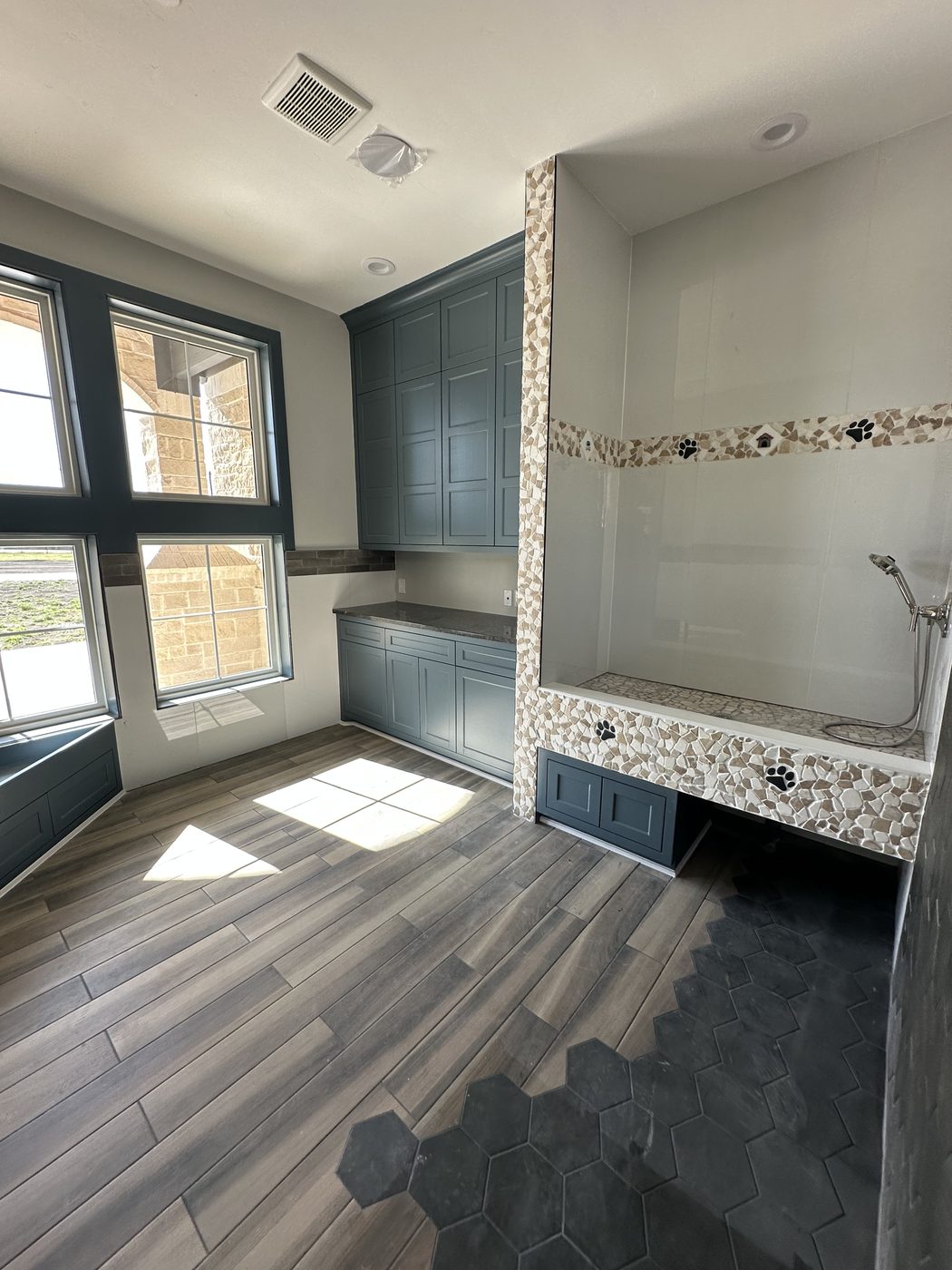 Custom tiled pet washing station